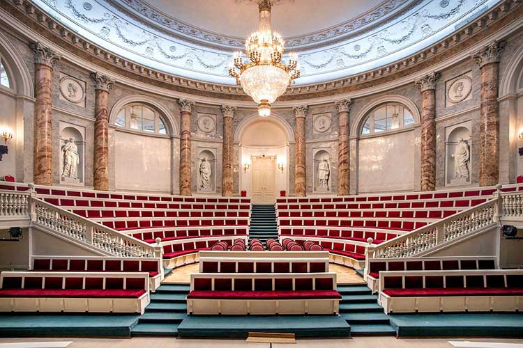 Эрмитажный театр санкт петербург фото