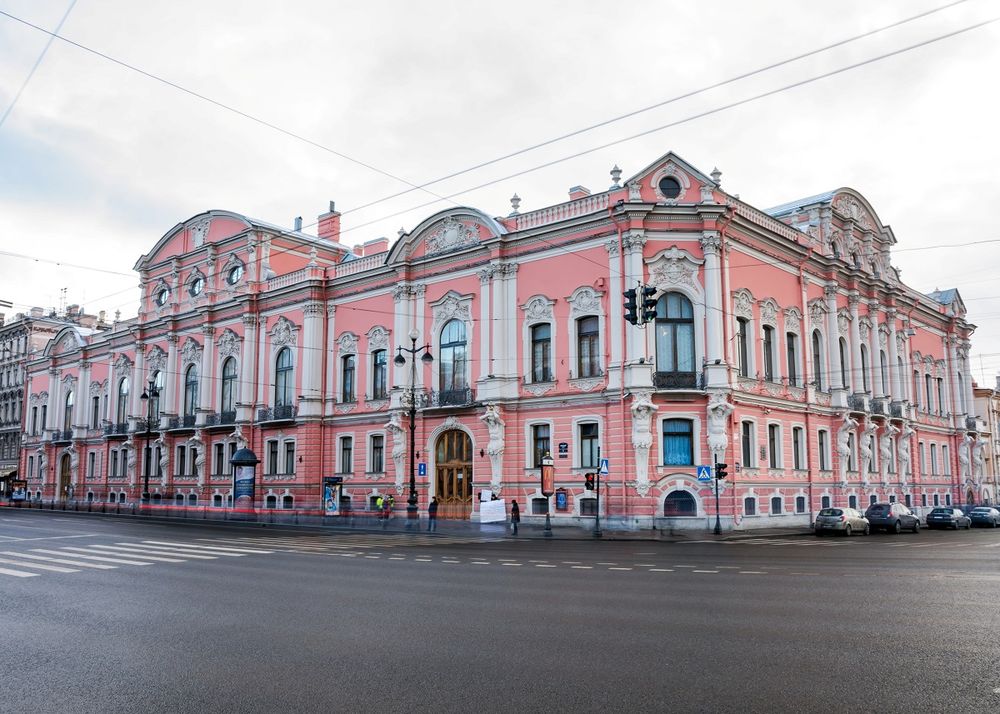 Дворец белосельских белозерских фото интерьеров