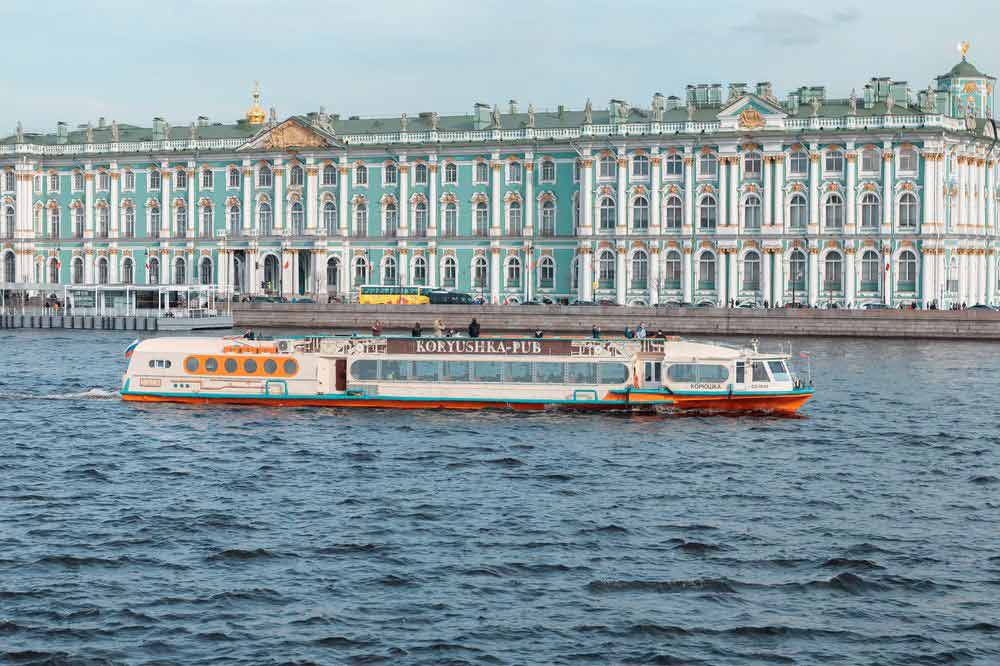 Теплоход корюшка санкт петербург фото